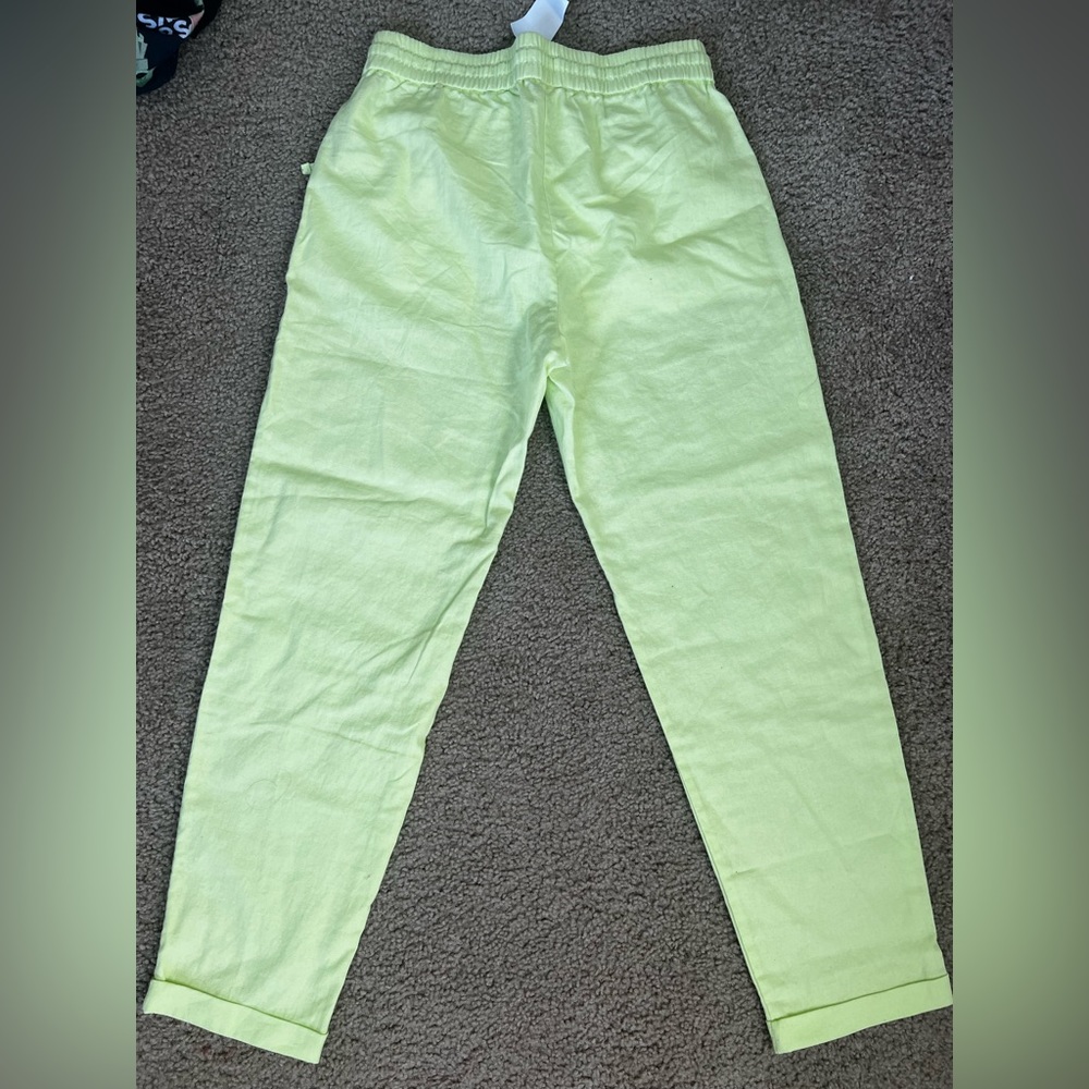 Capri pants j.crew apple green color.  new!  with tag!  size 2